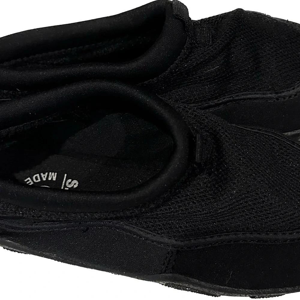 S.C.I.I. Children’s/Kids Black Water Shoes Sz:4 Swim Summer Water Parks!